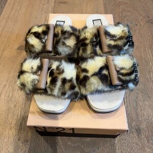 N°21 Leopard Fur Mules Rhinestone Buckle NIB